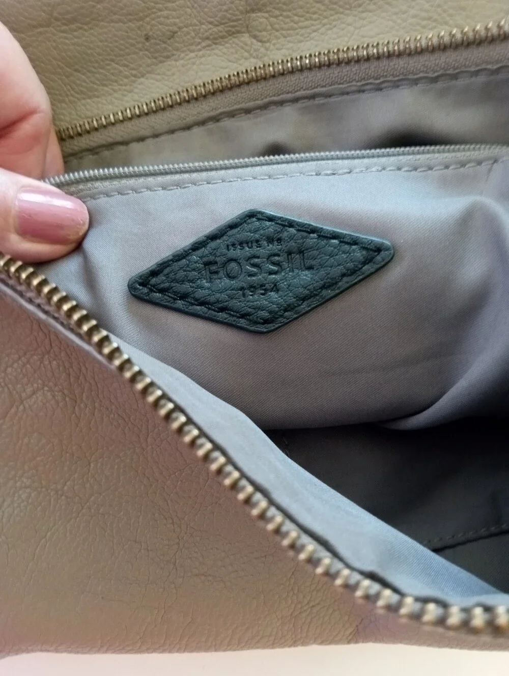 FOSSIL Amelia Hobo Large Hand Bag